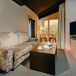 호텔 Hesperia 4*