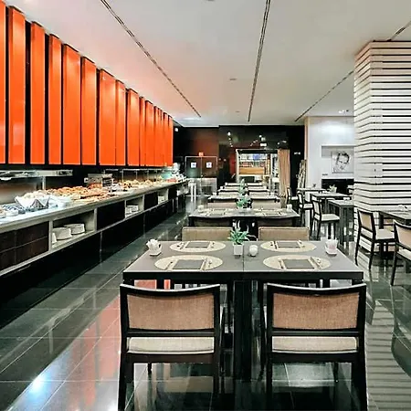 Hesperia 4*
