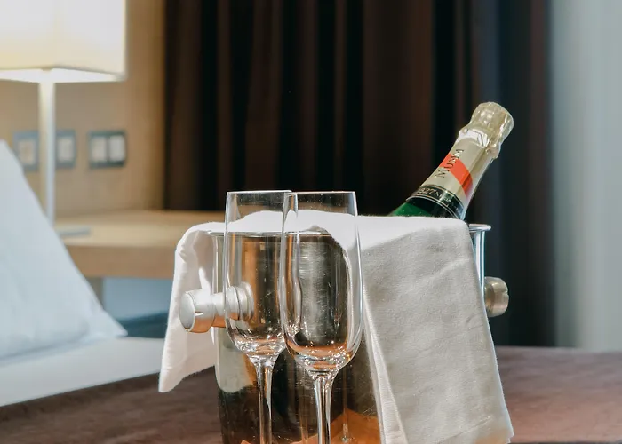 מלון Hesperia 4*