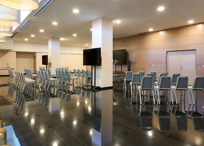 מלון Hesperia 4*