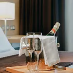 Hotel Hesperia 4*
